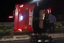 Tai nạn thảm khốc giữa xe khách và xe máy, 4 người chết, 5 người bị thương