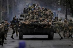 Nga chuẩn bị sẵn một cái bẫy cho Quân đội Ukraine ở phía sau chiến tuyến Donbass