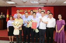 Nhà báo Nguyễn Tùng Điển làm Tổng biên tập Tạp chí Bóng đá