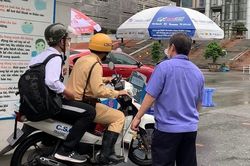 Cảnh sát giao thông Thủ đô hiệp đồng tác chiến, đảm bảo an ninh, an toàn kỳ thi THPT 2022