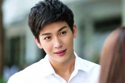 Vừa thấy mặt người yêu tôi, mẹ đã giận dữ đòi 'tống cổ' tôi ra đường nếu như vẫn cứng đầu yêu anh