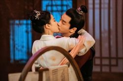 Mộng Hoa Lục của Lưu Diệc Phi gây tranh cãi: Yếu của một bộ phim đại bạo hay cố tình tạo nhiệt?