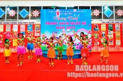 Gần 200 học sinh tham gia chương trình 'Trang sách mùa hè'Tin khácPhát huy tiềm năng về năng lượng tái tạoNghị quyết số 17: Tạo sức bật cho du lịch cộng đồng