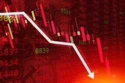 Cổ phiếu điện tỏa sáng, VN-Index vẫn đỏ lửa