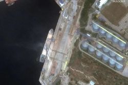 Maxar phát hiện tàu treo cờ Nga vận chuyển ngũ cốc tới Syria