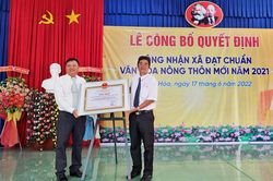 Xã Long Hòa đạt chuẩn 'Xã văn hóa nông thôn mới'