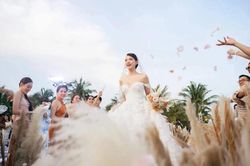 Minh Hằng chọn cỏ lau trang trí đám cưới, lý do thật bất ngờ!