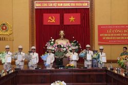 Phó Giám đốc Công an Hà Nội được thăng cấp bậc hàm Thiếu tướng