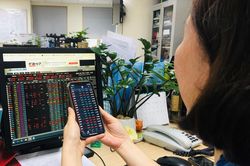 Thị trường chứng khoán tuần tới: Khả năng VN-Index vào sóng điều chỉnh