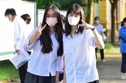 Đề thi môn Tiếng Anh vào lớp 10 nhẹ nhàng, dễ đạt điểm 7