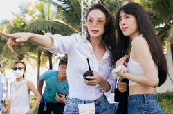 Minh Hằng tất bật khi tự làm đạo diễn cho đám cưới của mình