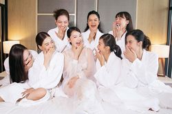 Không gian tiệc cưới lộng lẫy, tràn ngập cỏ lau của Minh Hằng