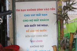 Ấm lòng biển hiệu của tiệm sửa xe 'có tiền cũng vá, không tiền cũng vá'