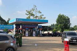 Cảnh sát phong tỏa cây xăng, điều tra vụ làm giả xăng dầu ở Bà Rịa - Vũng Tàu