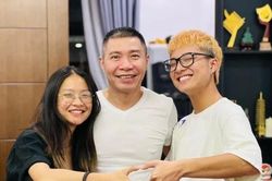 Nghệ sĩ Công Lý đăng bức ảnh khoe 'gia tài'