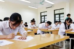 Đề thi Toán chính thức vào lớp 10 của Hà Nội năm 2022