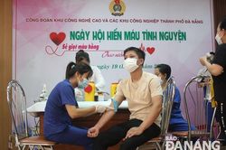 Đoàn viên, người lao động khu công nghiệp hiến gần 300 đơn vị máu