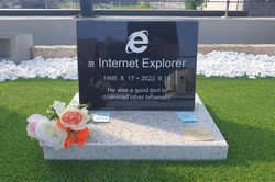 Trình duyệt Internet Explorer được lập bia mộ tại Hàn Quốc