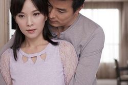 Nhiều lần xuống nước để vợ quay về sau li thân, chồng vẫn cay đắng thấy vợ làm một việc