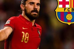 Barca quyết mua Ruben Neves thay thế Busquets