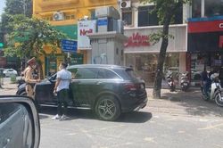Thực hư vụ cầu thủ Quang Hải bị cảnh sát giao thông 'tuýt còi' do vượt đèn đỏ