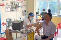Nâng cao nhận thức, hiểu rõ lợi ích khi tiêm vắc xin phòng COVID-19