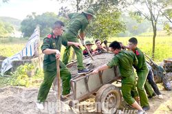 90 đoàn viên công an tham gia giúp hộ nghèo xóa nhà tạm, dột nát