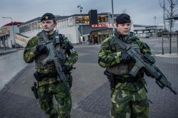 Lithuania phong tỏa Kaliningrad, nguy cơ đụng độ quân sự Nga - NATO liệu có xảy ra?