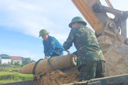 Nghệ An: Tiêu hủy thành công quả bom có bán kính sát thương lớn