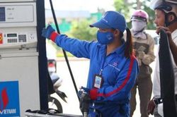 Dầu thô tăng trở lại, giá xăng trong nước dự báo áp sát 33.000 đồng/lít vào chiều nay