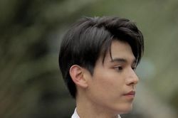 Đêm tân hôn, tôi ngây ngốc nhìn thấy vợ tiêm chất màu trắng vào cơ thể và hoảng loạn khi cô ấy nói ra sự thật