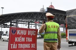 Cao điểm ra quân xử lý vi phạm giao thông: Cần thiết và kịp thời