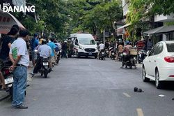 2 nhóm thanh niên hỗn chiến trên phố, 1 người bị thương