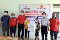 'Cầu nối' trong hoạt động sẻ chia, nhân ái