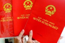 Tham mưu cấp sổ đỏ sai quy định, Giám đốc Văn phòng đăng ký QSDĐ bị bắt tạm giam