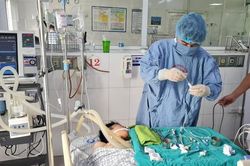 'Quý ông' suýt mất mạng sau bữa rượu