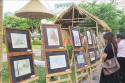 Triển lãm 'Nét đẹp di sản Cố Đô Huế qua thơ ca, hội họa'