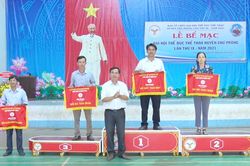 Đại hội TDTT huyện Chư Prông: Phòng Giáo dục và Đào tạo giành giải nhất toàn đoàn