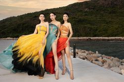 Lương Thùy Linh, Kiều Loan, Tường San nóng bỏng với bikini