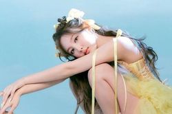 Nayeon nói về màn ra mắt solo: 'Các thành viên của TWICE đã giúp đỡ tôi rất nhiều'