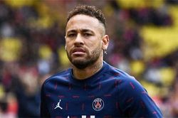 PSG cười ra nước mắt với Neymar
