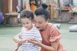 Hoàng Oanh tiết lộ con trai gặp vấn đề sức khỏe khiến người hâm mộ lo lắng