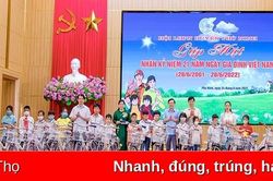 Phù Ninh tổ chức gặp mặt kỷ niệm ngày Gia đình Việt Nam