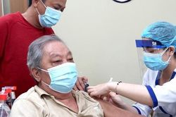 Đối tượng nào sẽ tiêm vaccine phòng COVID-19 mũi 3, mũi 4?