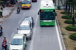 Đề xuất xe buýt thường được chạy vào làn BRT