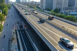 Đề xuất khởi công mở rộng cầu Mai Dịch vào cuối năm 2022