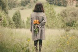 Thế giới của mẹ cũng đầy rẫy những bất an và mẹ cũng cần thời gian để tự làm mình ổn