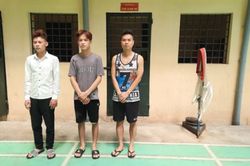 Bị bắt vì trộm cắp mới lòi ra đối tượng còn cõng thêm 2 lệnh truy nã