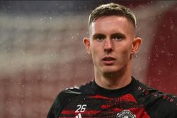 Manchester United chia tay cầu thủ thứ 7 trong mùa Hè 2022