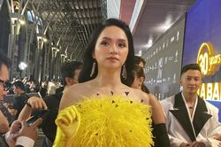Sao Việt đến trễ sự kiện: Người bình thản, người 'khóc ròng' trước giới truyền thông